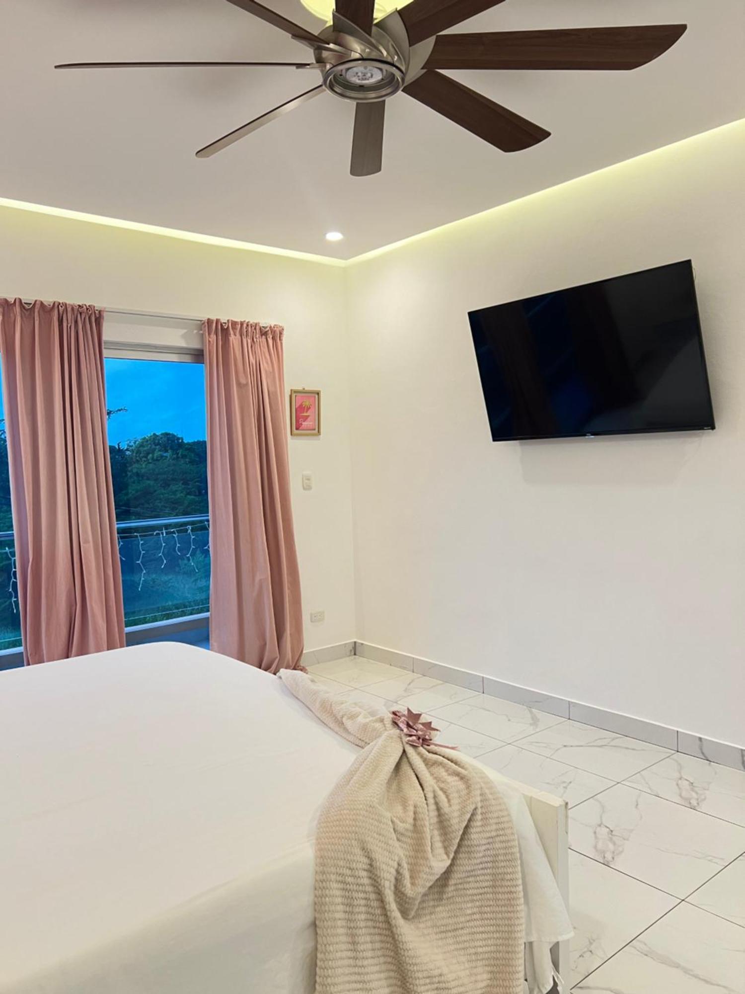 5 Star Villa Minutes From Airport And Beaches Sosúa エクステリア 写真