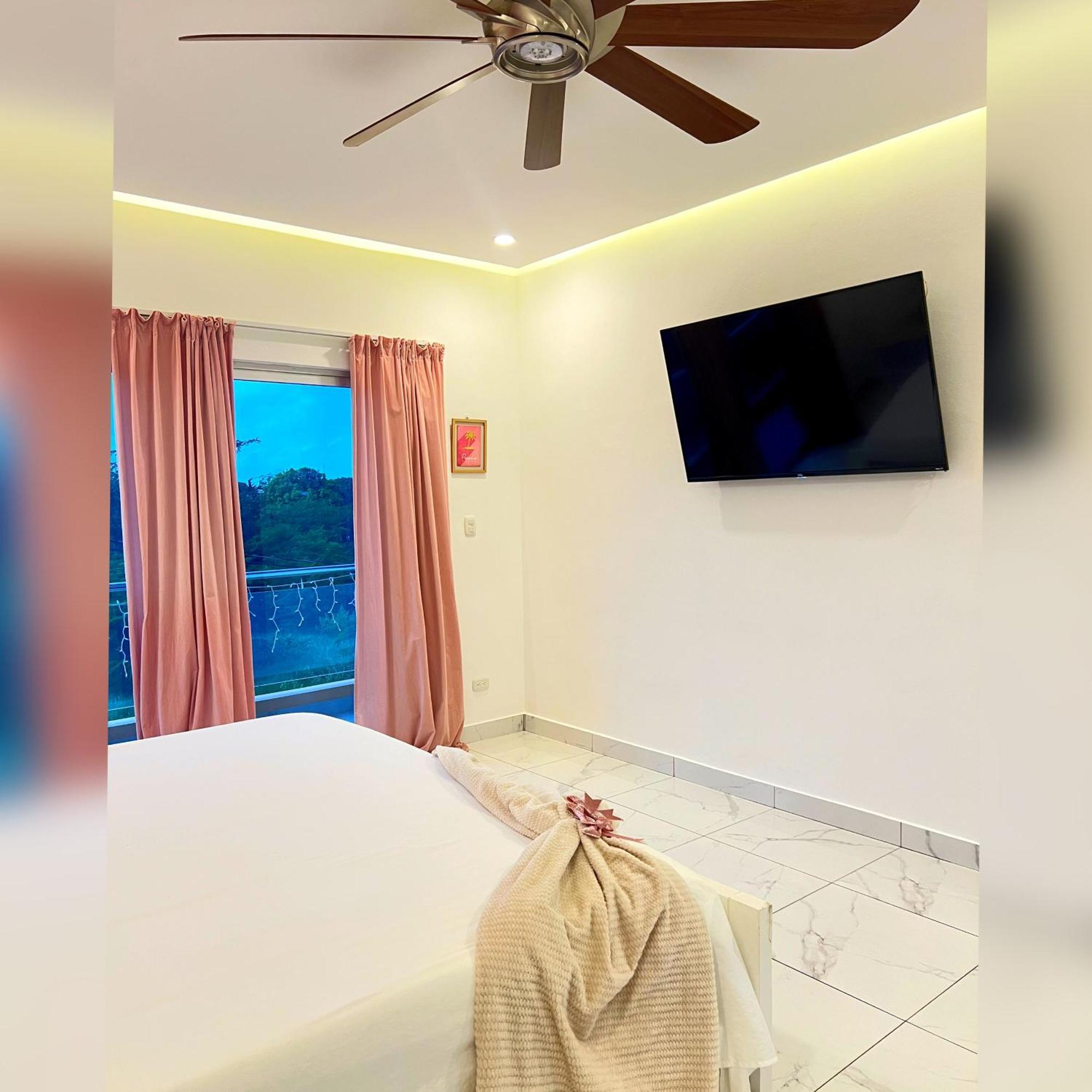 5 Star Villa Minutes From Airport And Beaches Sosúa エクステリア 写真